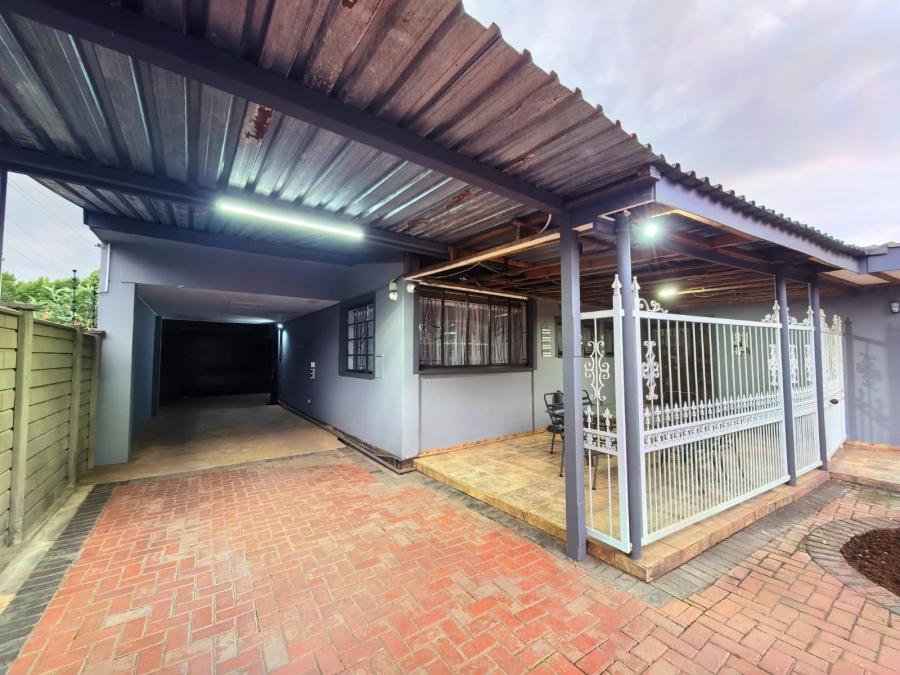 3 Bedroom Property for Sale in Sasolburg Ext 12 Free State